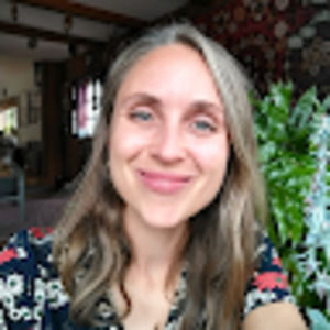 Meet your Posher, Lydia